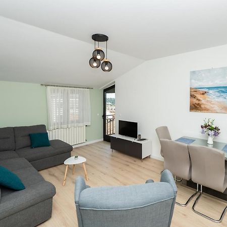Apartman Marin Макарска Экстерьер фото